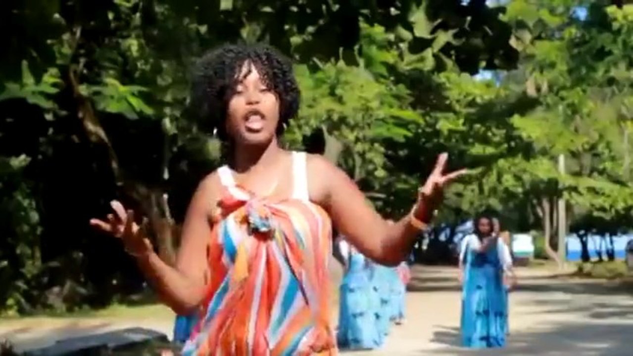 Simonda   (Tsy adignako)   gasy   malagasy