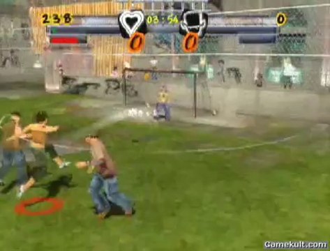 Urban Freestyle Soccer - Regardez-moi ces meufs