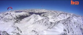 Paragliders See Pakistan From a New Angle...20,000 Feet!