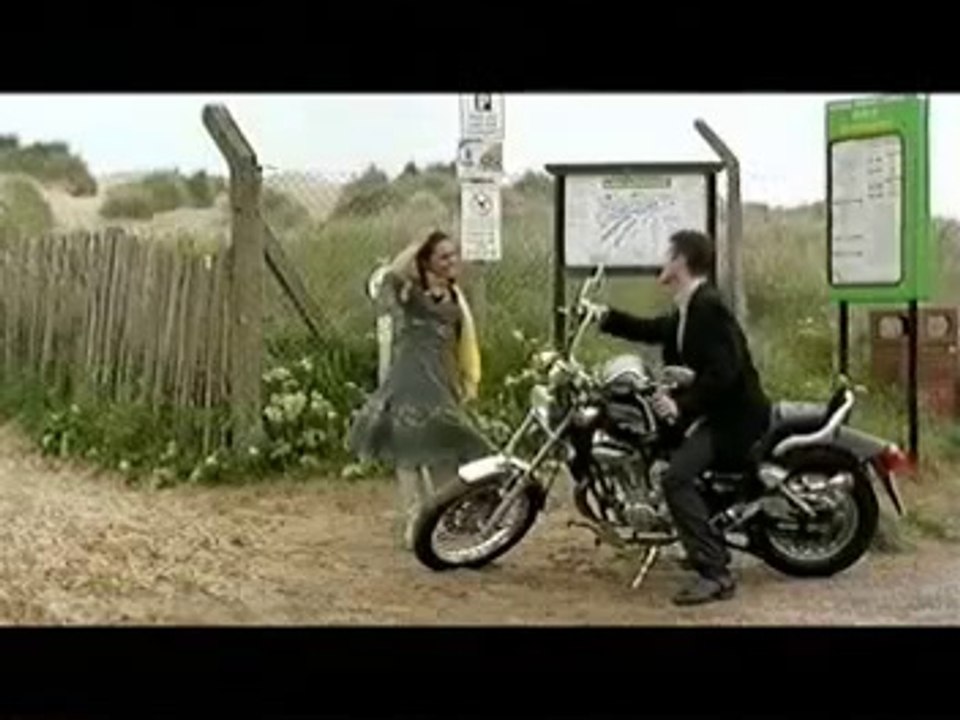 The fiancée  d'Alexander Harvey - 1999 (extrait)