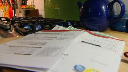 Ofgem: Energy firms 'hold £400m in credit'