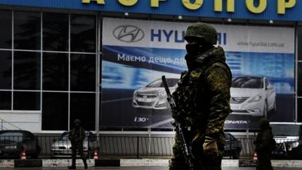 Ukraine: Russia behind airport takeovers