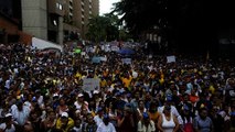 Thousands rally in Venezuela despite holidays
