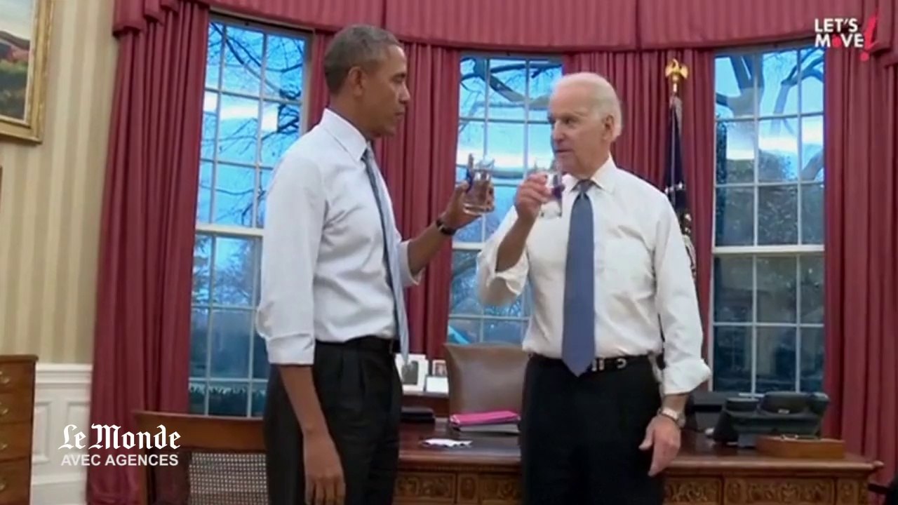 Le jogging improbable d'Obama et Biden dans la Maison blanche