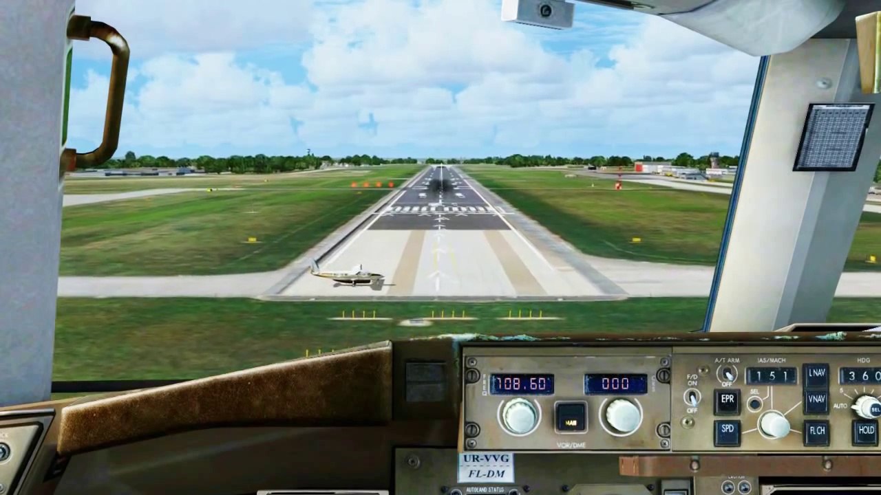 FSX Jet2 Boeing 757 Close Call Landing @ Maastricht ( Cockpit ) ( HD )