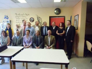 Intervista me Hasan Qyqalla ne radio zeri i mitrovices ne drejtim me Mod Xhevahir Gjonaj www.radiomitrovica.eu pjesa 1