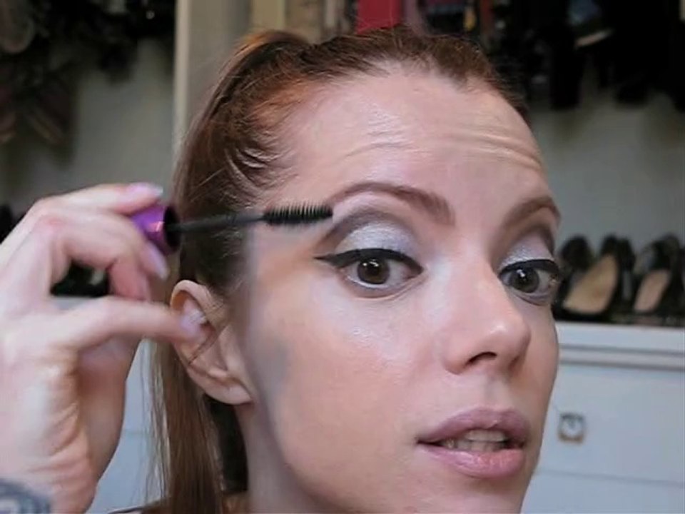 Julia Petit Passo a Passo Audrey Hepburn Cabelo