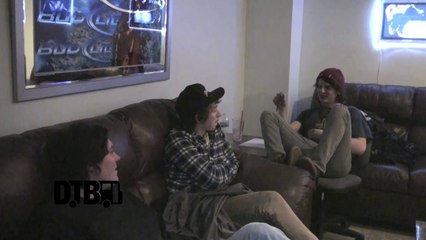 The Front Bottoms - CRAZY TOUR STORIES Ep. 120