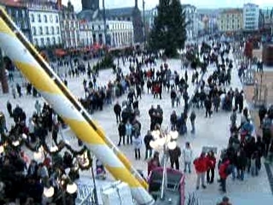 Emma et sa maman dans la grande roue