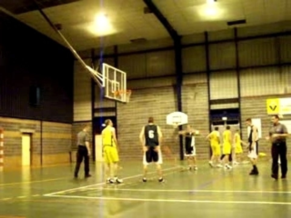 Stéphane arbitrage basket