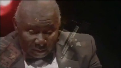 OLIVER JONES TRIO at MONTREAL 2004 (0:58 HD)