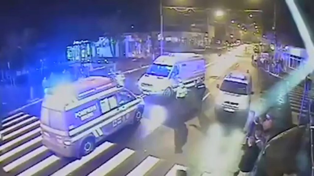 Pana unde duce teribilismul- Un BMW a fost facut bucati, la Barlad, de un tanar de 18 ani (1)