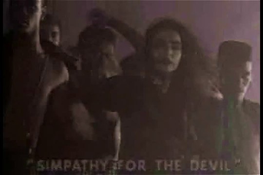 Claudia Ohana - Sympathy for the Devil (clipe Natasha - novela VAMP )