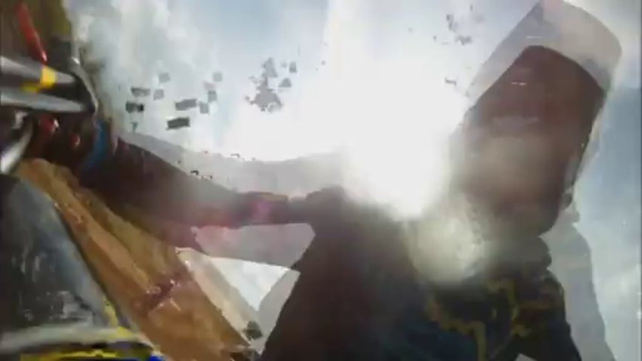 85cc Dirt Bike Racing - Rider Gets Taken Down