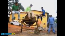 Grosses gamelles en essayant de faire le beau - Compilation de FAILS!