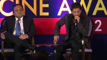 Shahrukh Khan's Superstar Power At Zee Cine Awards 2014 - Shahrukh Reacts