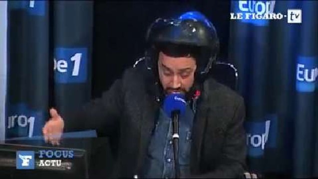 L'affaire François Hollande - Julie Gayet vue par les humoristes