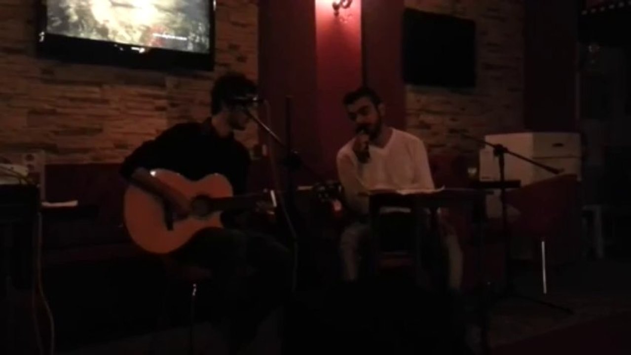 Emre Armağan - Sus ( Gökhan Akar - Sus yorumuna saygılar )