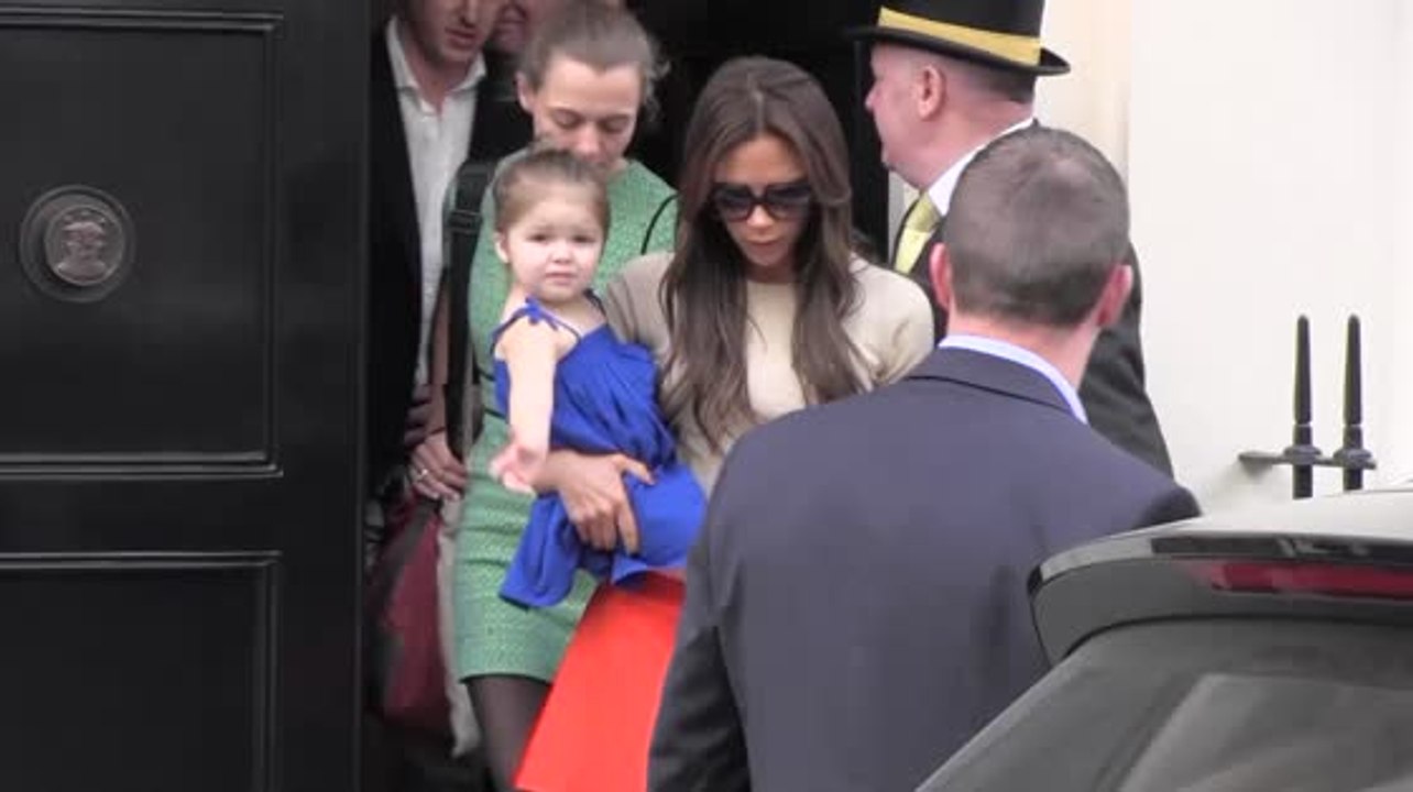 The Beckhams Buy Harper to a £600,000 Damien Hurst