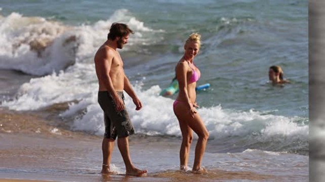 Pamela Anderson Weds Rick Salomon