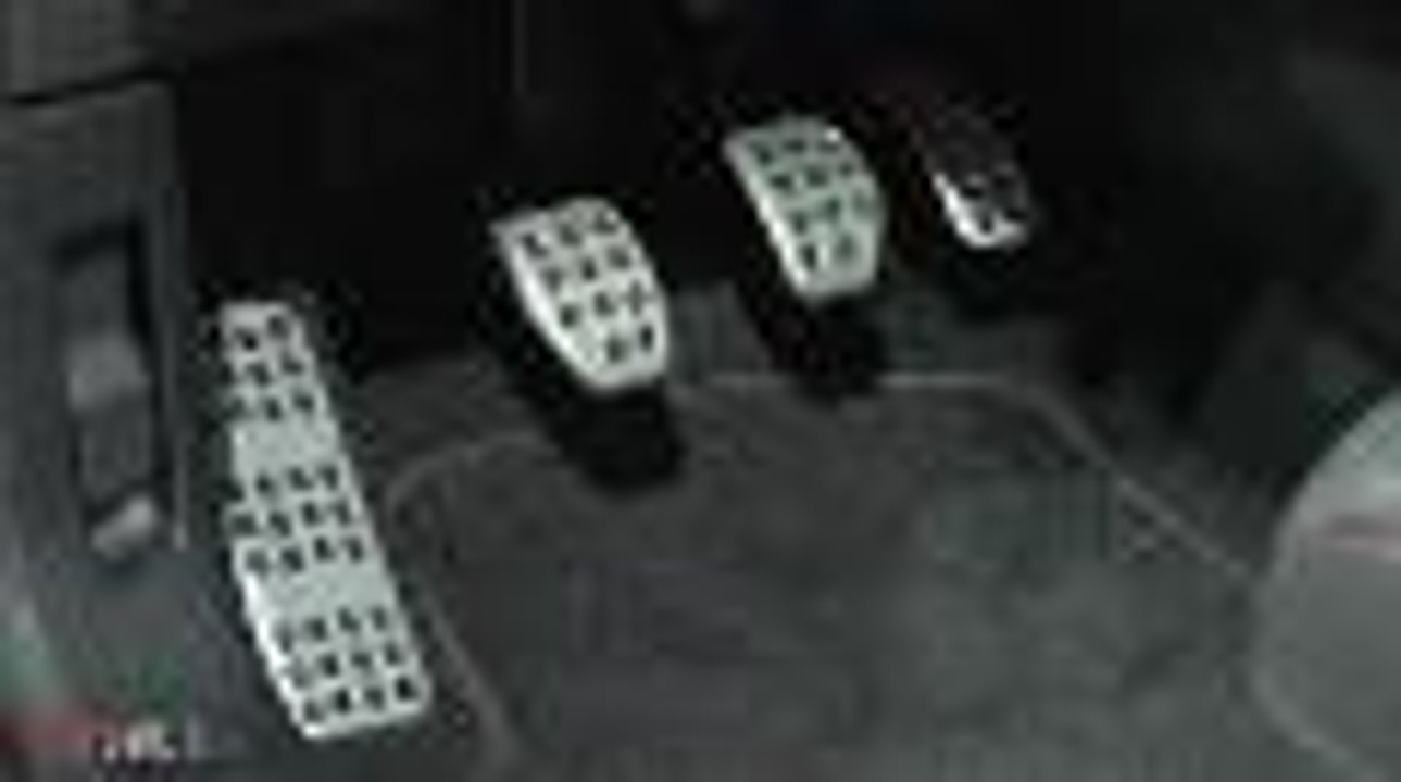 Peugeot 208 GTI - Mondial de Paris 2012