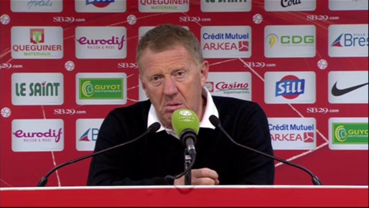 Conférence de presse Stade Brestois 29 - RC Lens (0-1) : Alex  DUPONT (SB29) - Antoine  KOMBOUARE (RCL) - 2013/2014