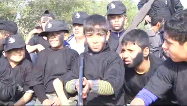 Gazze'de liselilere askeri eğitim