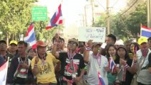 Bangkok: les manifestants bloquent des bâtiments du gouvernement
