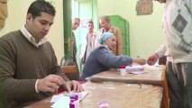 Egípcios votam em referendo marcado por atentado