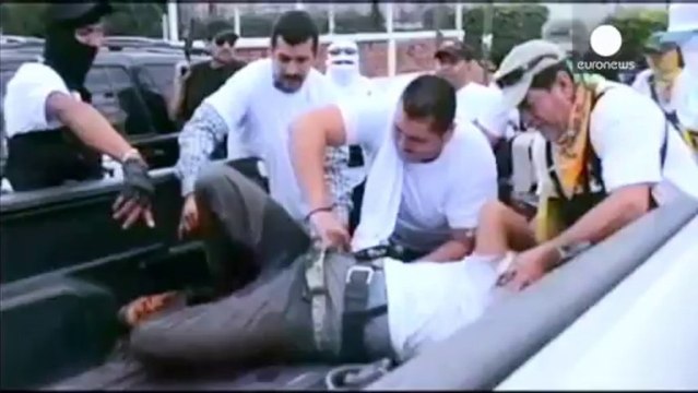 Mexique: que faire des milices d'auto-défense qui combattent les narco-traficants ?