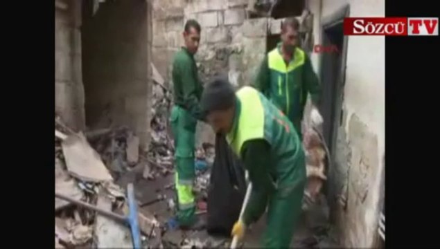 Yalnız yaşayan kadının evinden 5 kamyon çöp çıktı