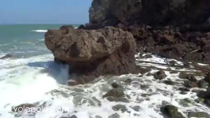 Rocks in Ao Bo Thong Lang Beach, Bang Saphan