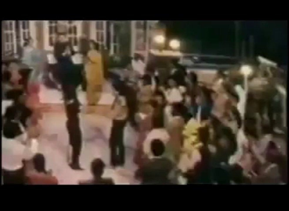 Chaand Se Parda Kijiye - Aao Pyar Karen