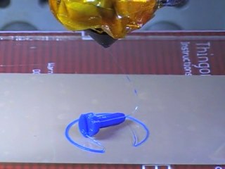 Impression 3D d'une vis M3x10 à tête fendue