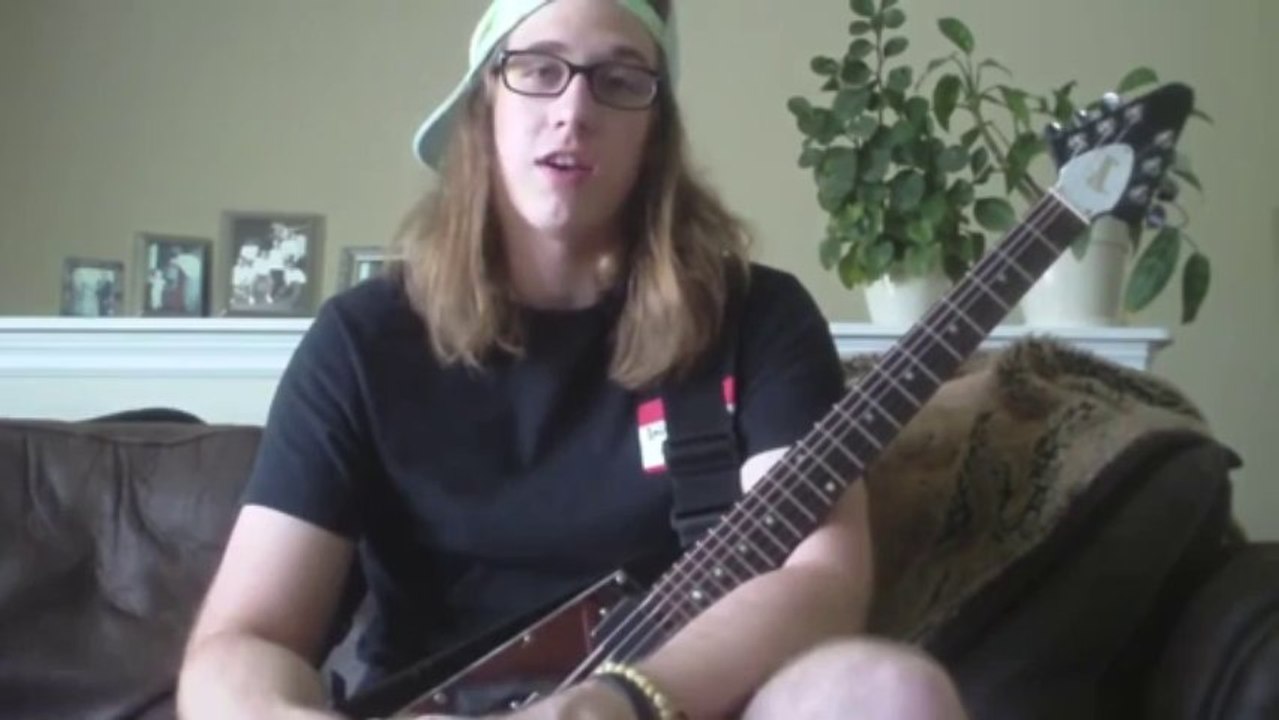 Lead Guitar Lesson - Tapping Guitar Lick in the Style of Eddie Van Halen - Part 2