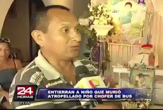 Sepultaron los restos del menor que murió arrollado por bus en Villa El Salvador