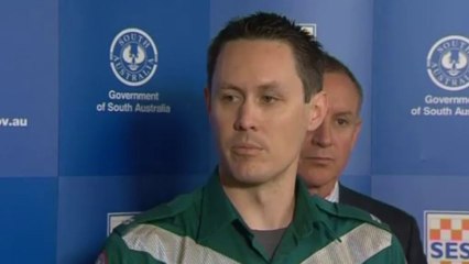 Helicopters and planes battle bushfire in Australia