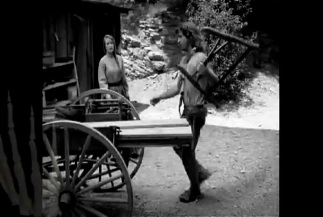 Happy Halloween (2013)