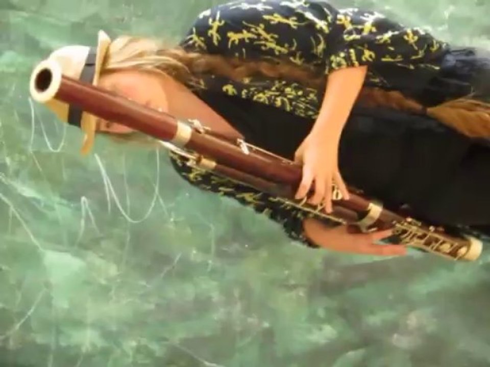 Les Buckel Kombo live à l'exposition de Franz West à Edinburgh