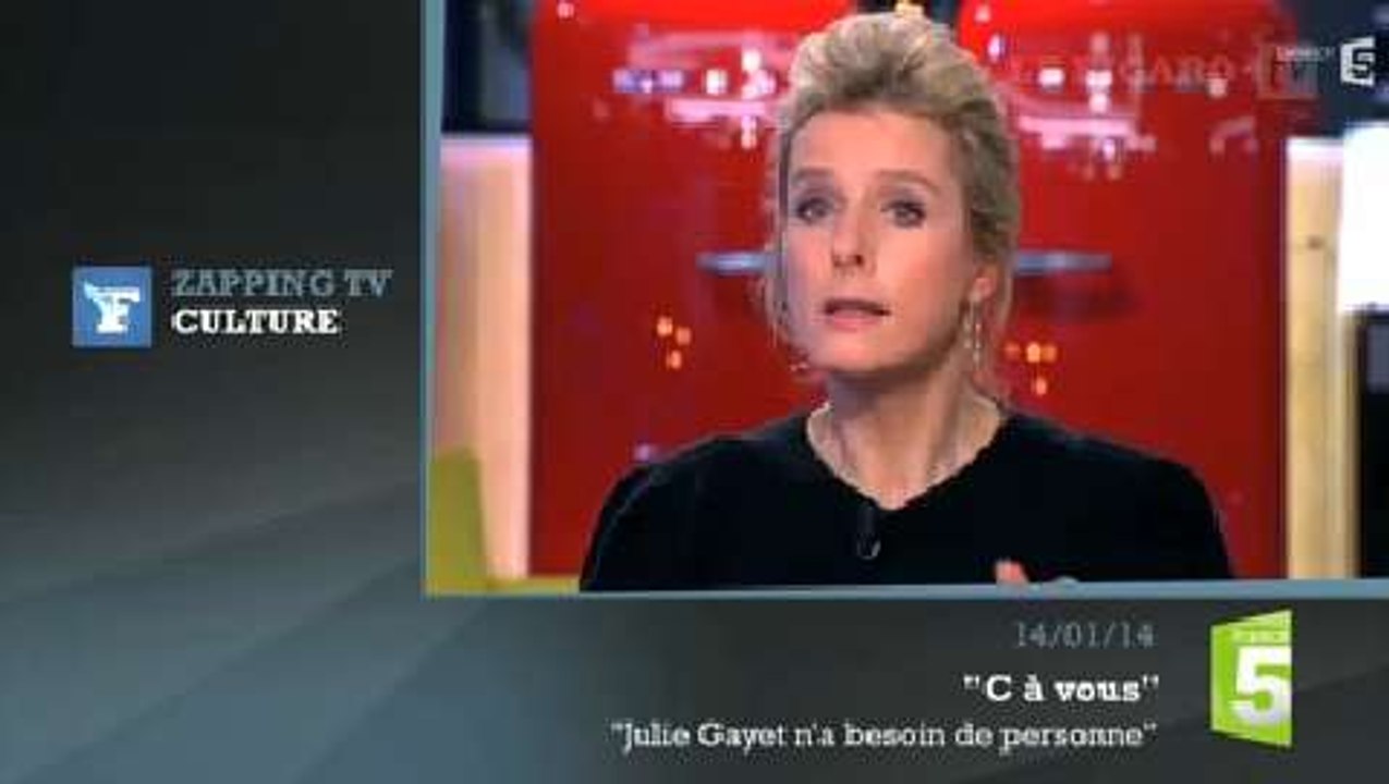 Zapping TV : Karin Viard prend la défense de Julie Gayet