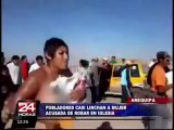 Pobladores casi linchan a mujer acusada de robar en iglesia de Arequipa