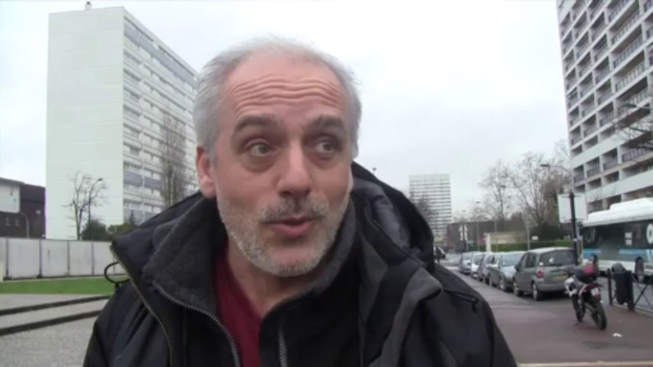 Philippe Poutou arrivée à Bordeaux