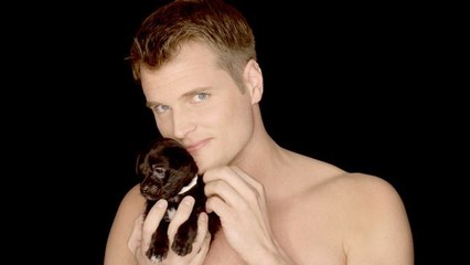 Glamour Gift of the Week - Trask & Joel Volunteer at the Animal Shelter. Care to Join?