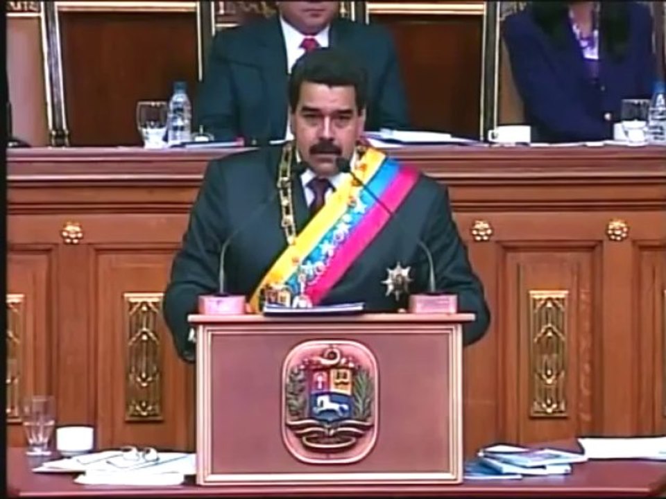 Gobierno pide a la oposición "dejar el tirapiedrismo" y unir fuerzas contra la violencia