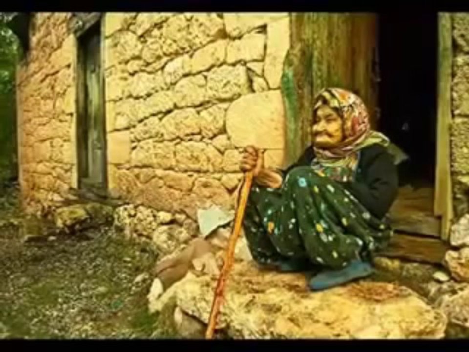 Ahmet Emre Boran HayroLa ÇiLem HayroLa WwW.SesliLaf.CoM