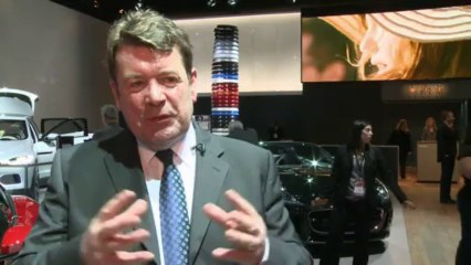 Le haut-de-gamme à le vent en poupe au salon auto de Detroit