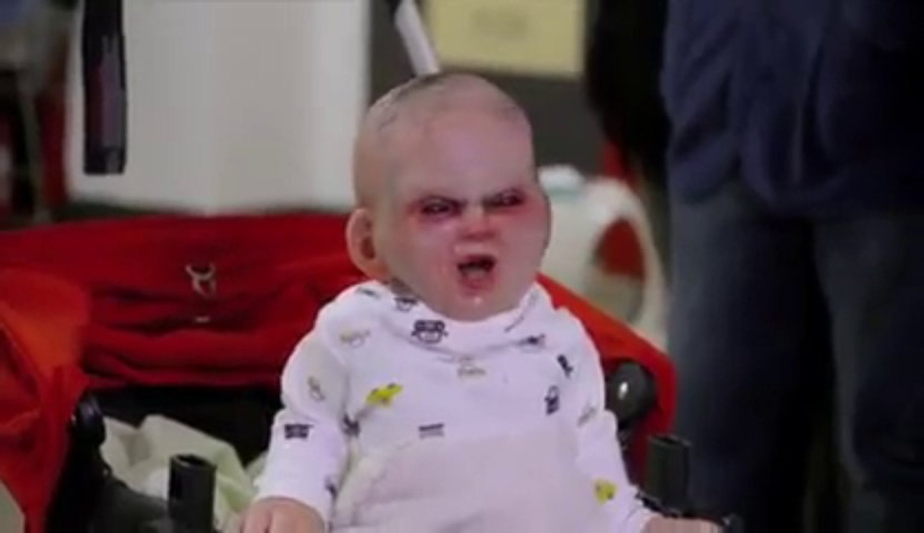 Un Bebe Demoniaque Video Dailymotion