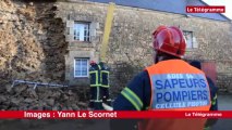 Crac'h (56). La façade de la maison s'effondre