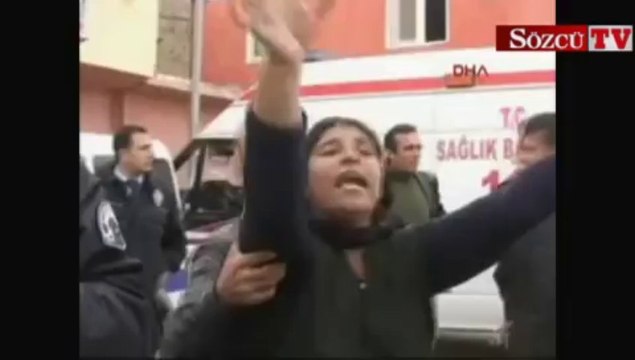 Nikahsız eşini dövdü oğlunu rehin aldı