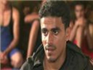 معاناة بطل اليمن في الكونغ فو